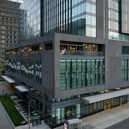 Honeyrose Hotel, Montreal, A Tribute Portfolio Hotel Exterior photo The hotel's entrance