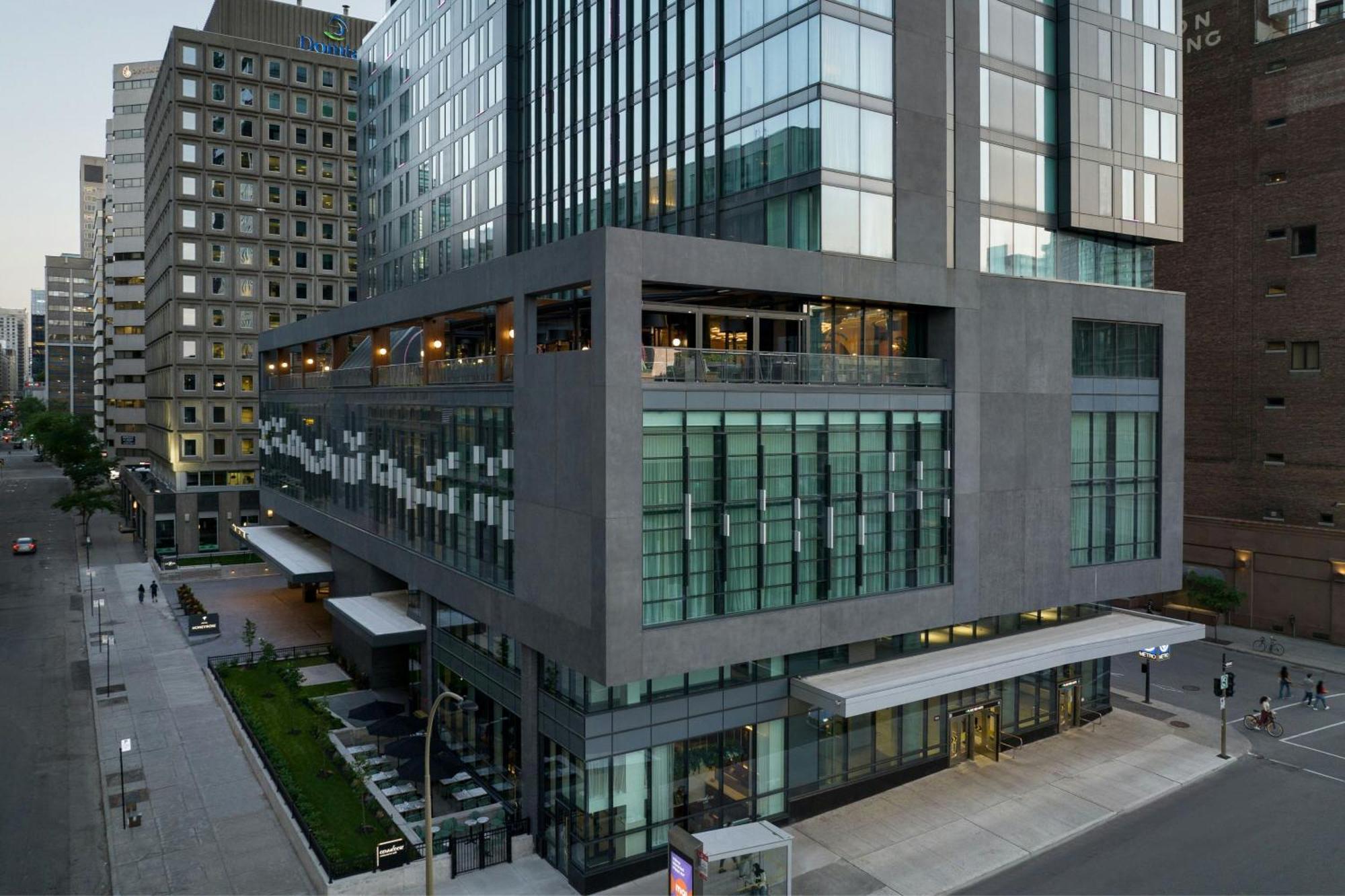 Honeyrose Hotel, Montreal, A Tribute Portfolio Hotel Exterior photo The hotel's entrance