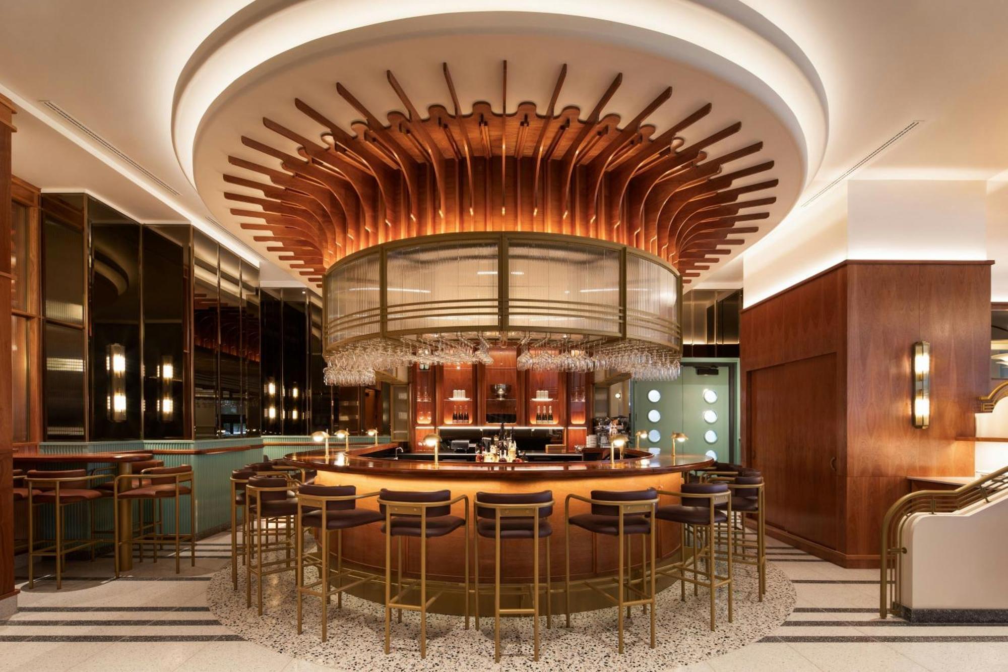 Honeyrose Hotel, Montreal, A Tribute Portfolio Hotel Exterior photo The bar at the London Edition