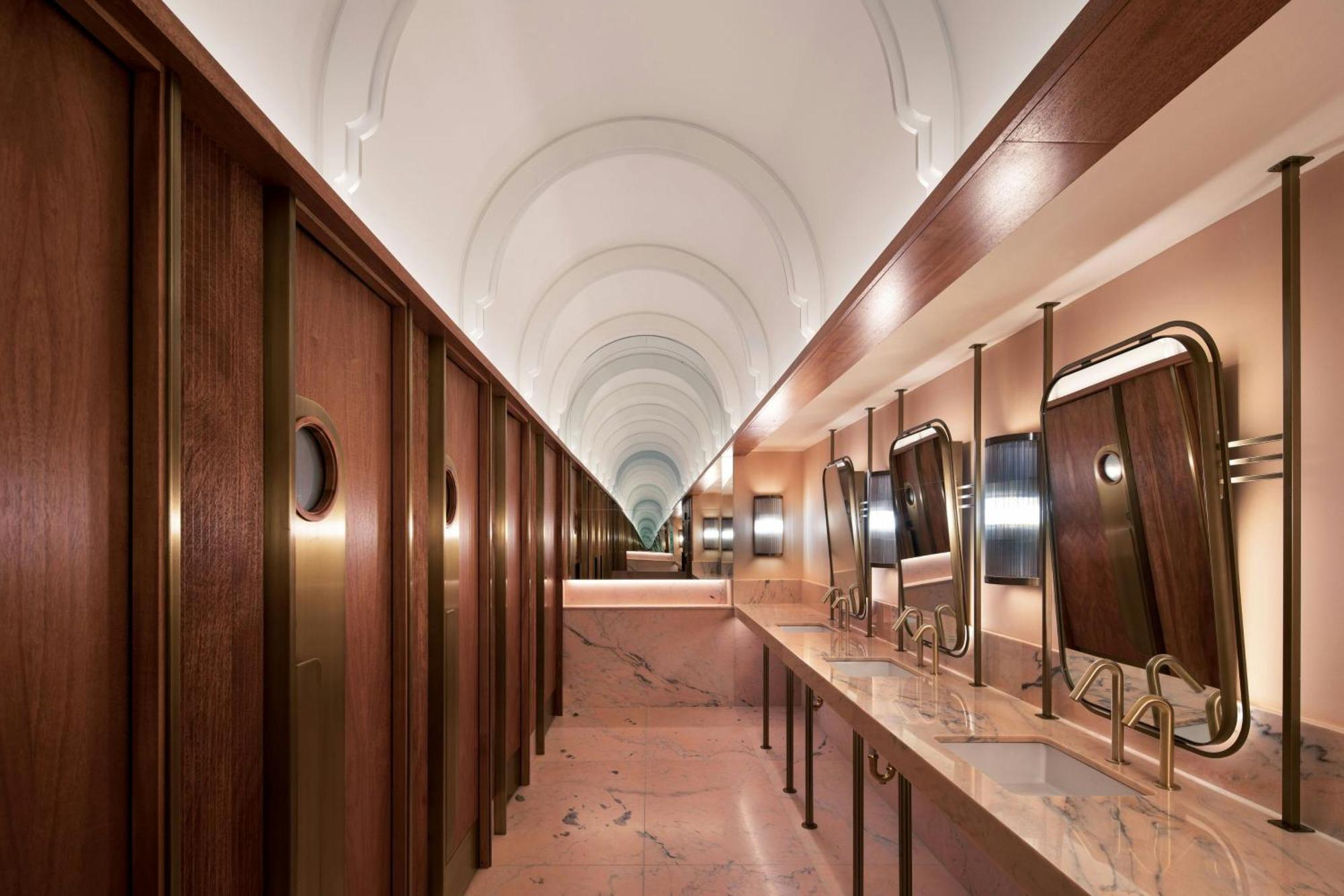 Honeyrose Hotel, Montreal, A Tribute Portfolio Hotel Exterior photo The interior of the new washroom